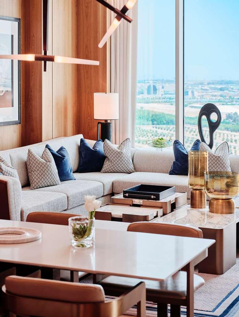 Grand Hyatt Kuwait Hotel Kuwait City Quarto foto The living room of a three-bedroom residence